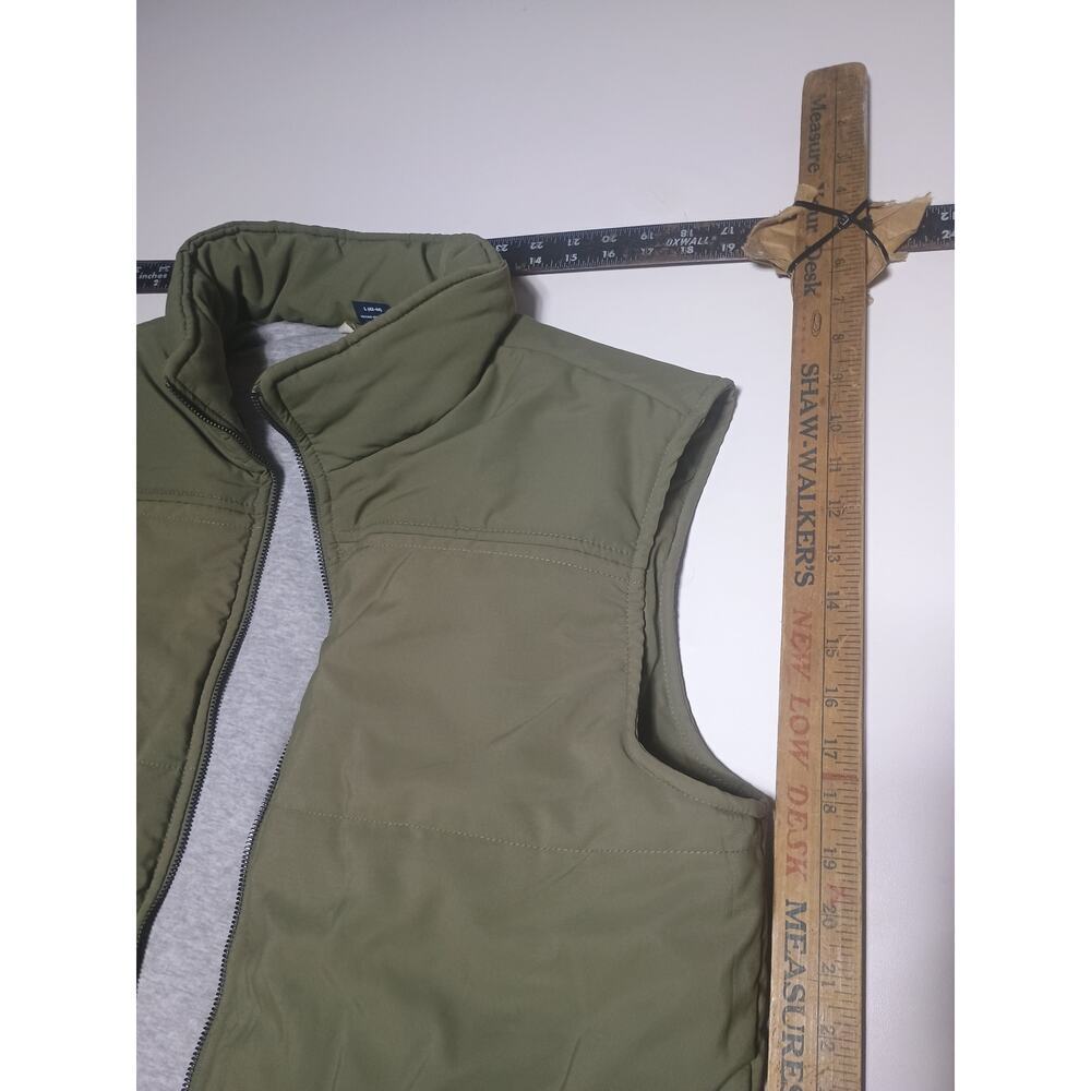 George Men's Green Puffer Vest - Size L - Great Condition! - Picture 2 of 6